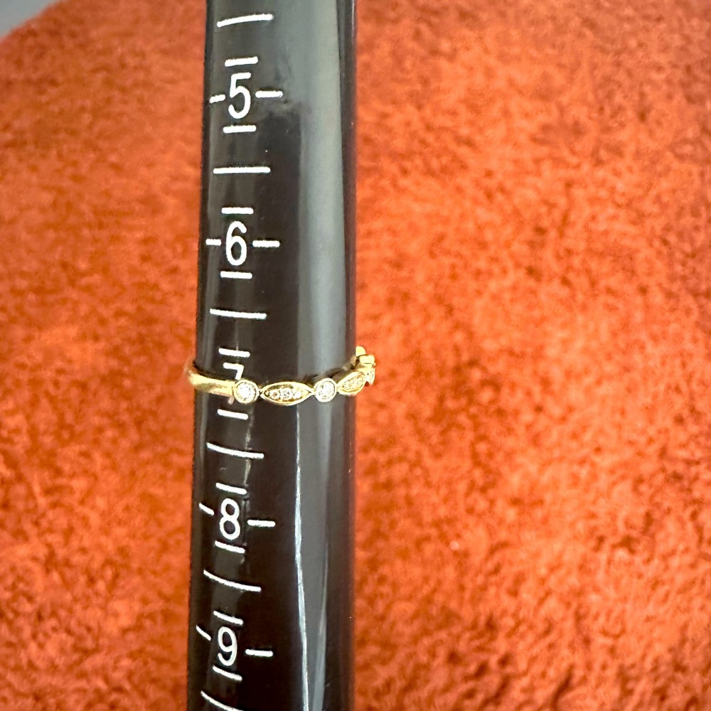 Gold 14K ring size 7